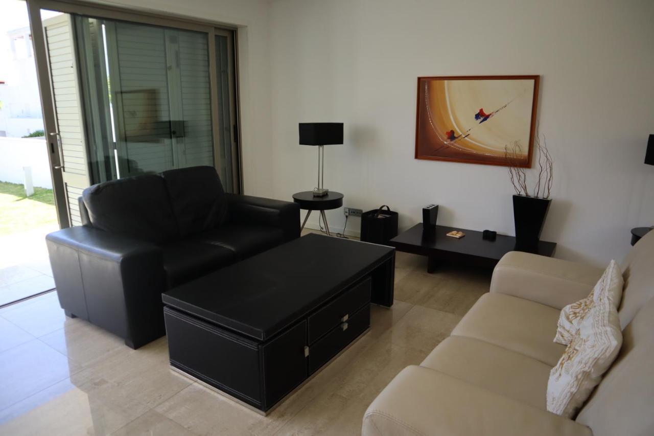 Villa Dos Salgados, 5Bdr, Beach Front, Near Salgados Golf Club Guia  Ngoại thất bức ảnh